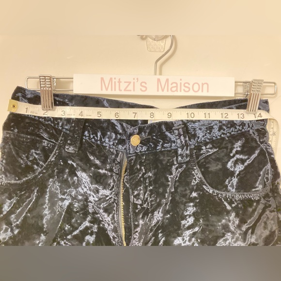 IOU Basic Blues Velvety Shorts - Picture 2 of 5